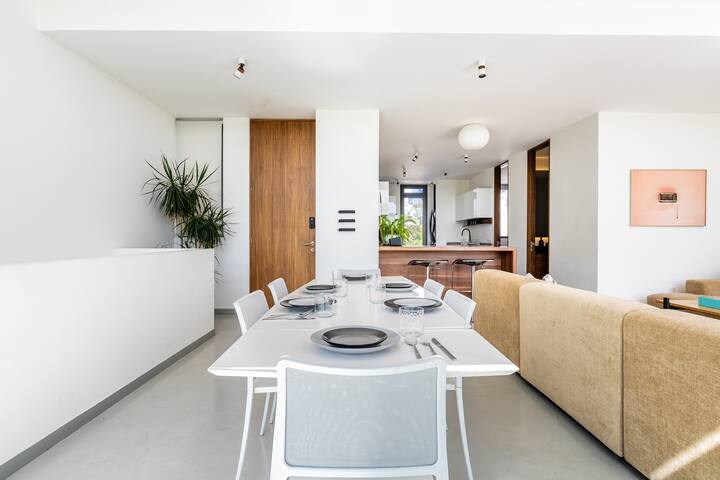 3BR Penthouse Oasis – Best Location in La Roma gallery image 2