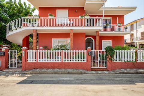 Top Airbnb: Nice apartment in Sardinia Iun P2709 in Tortolì