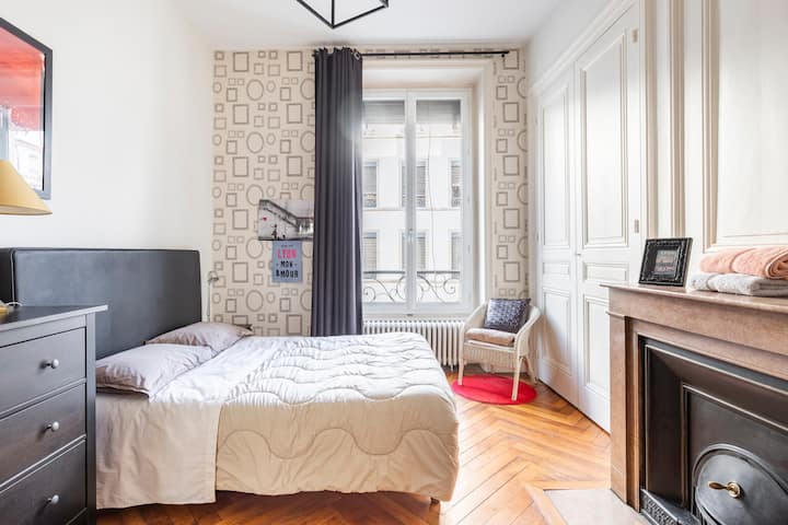 Charming room Lyon center