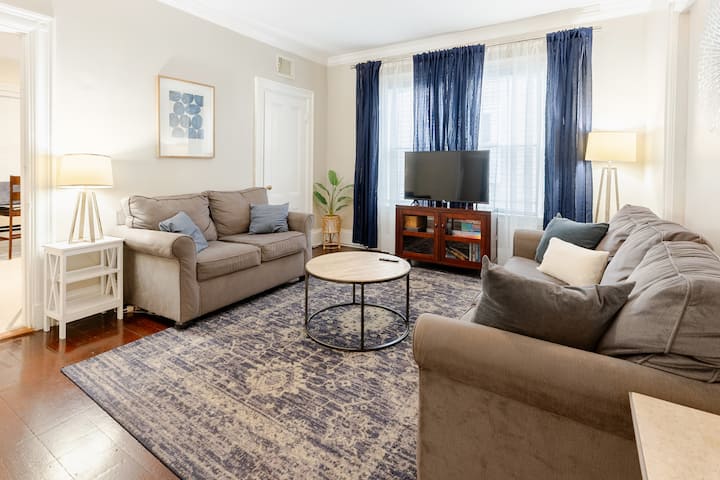 Private 2br Boston Apartment Near Red Line - Boston, MA