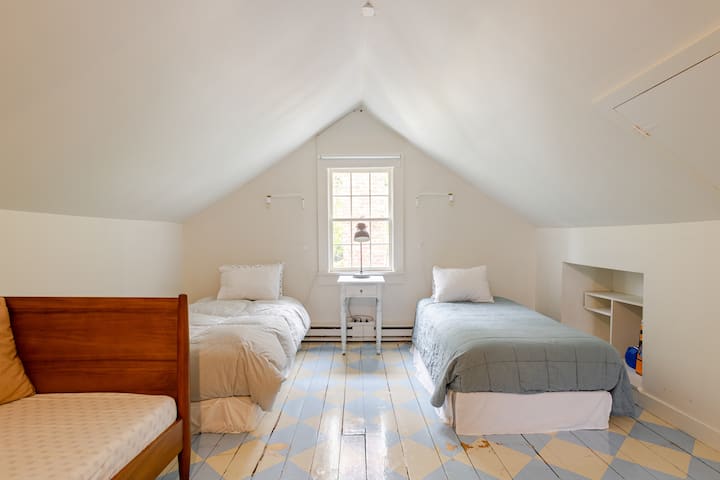 Schlafzimmer 7