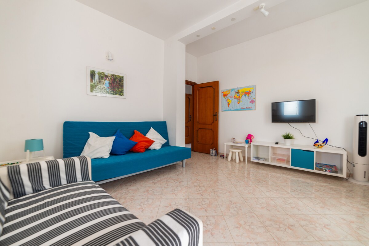Top Airbnb: Bright apartment with a sea view. (Wi-Fi) a Montesilvano