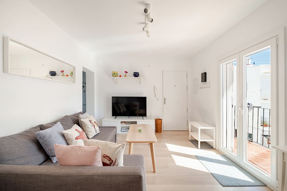 Nice Apartment In Conil De La Frontera With Wifi — photo 1