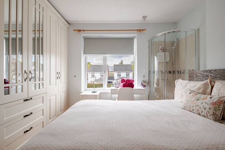 Super location. City Airport Scenic Area gallery image 2