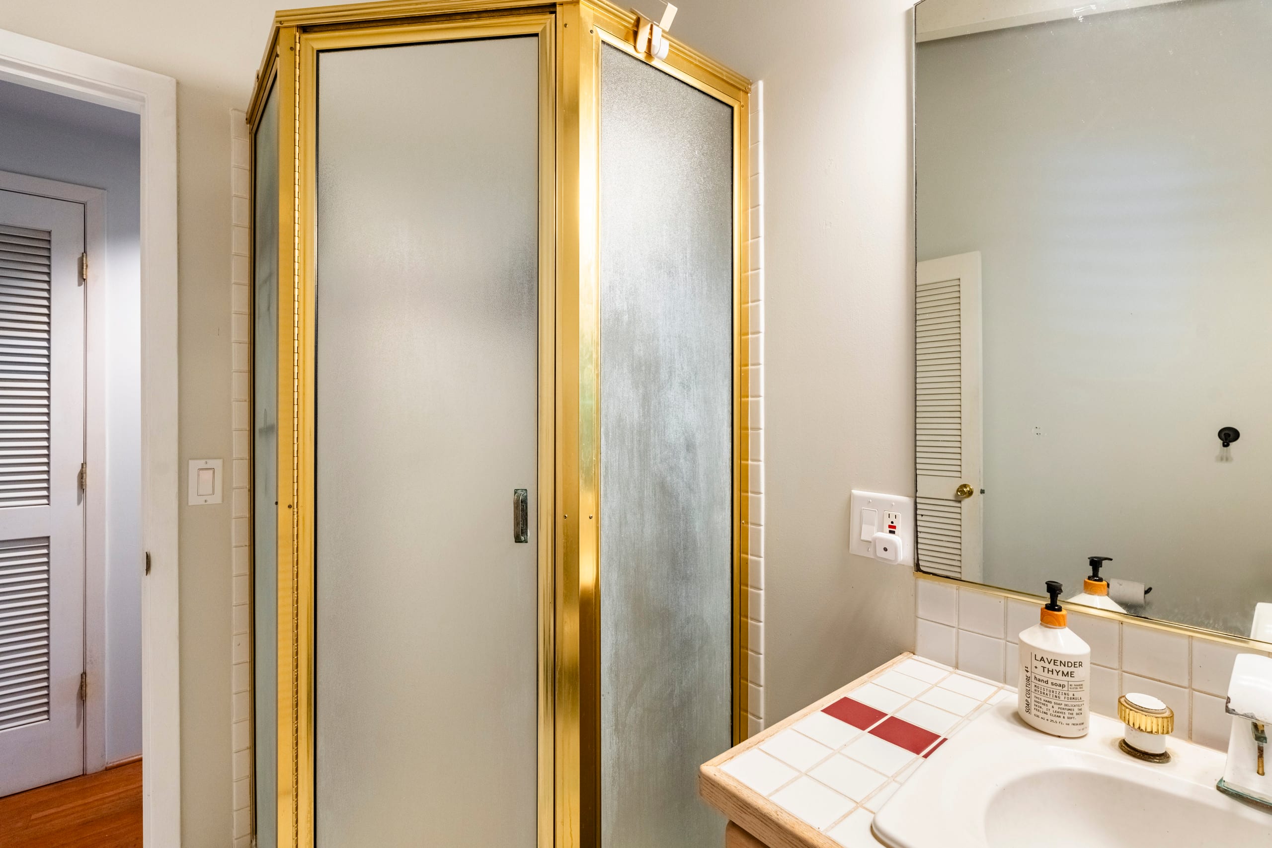 Affordable and ideal location - Photo 14
