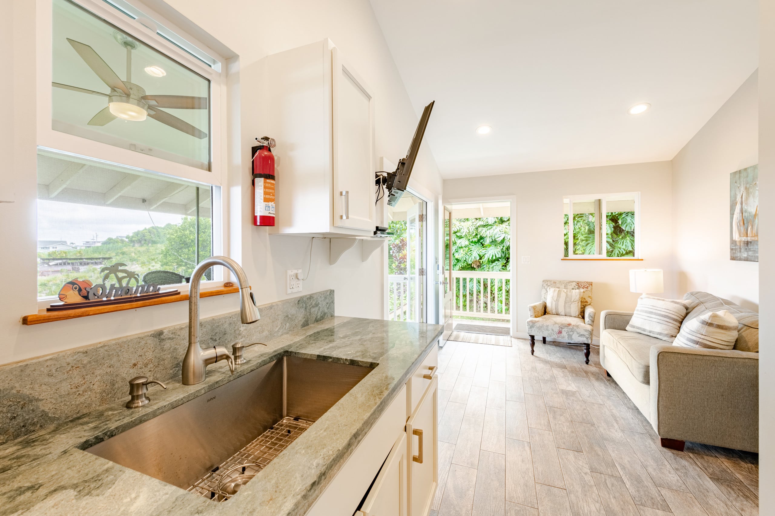 Kona Coffee Guesthouse- Tranquility w ocean views! - Image 15