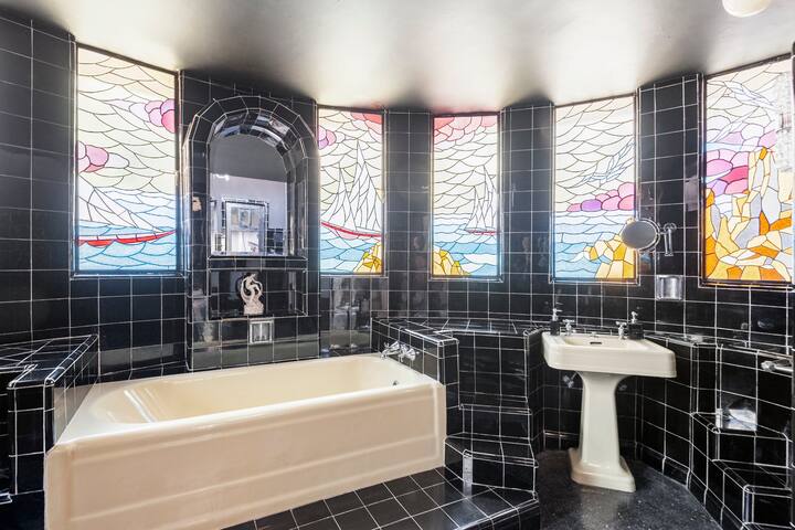 Art Deco Gem with Garden in the heart of Condesa. gallery image 5