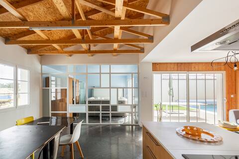 Maison d 'archi. with sea view and Chassiron lighthouse