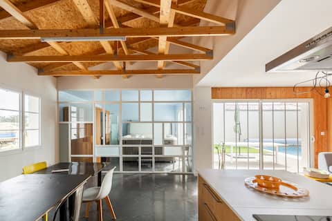 Maison d 'archi. with sea view and Chassiron lighthouse