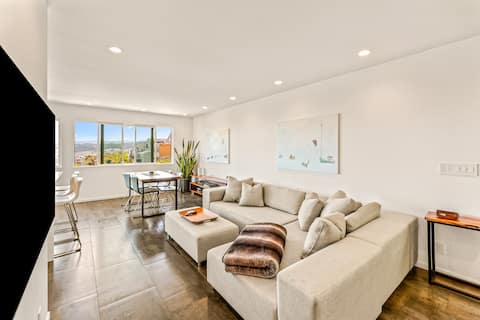 Successful Airbnb property: Private Modern House: Stunning Views & Backyard in Bernal Heights
