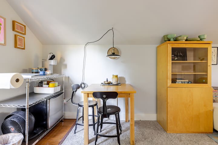 Henry Hill Guest Loft - Private And Convenient - Portland, OR