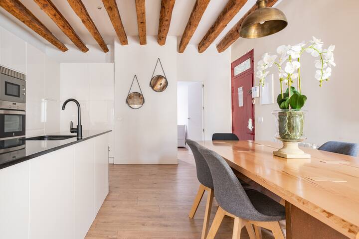 SANTA ANA 4 Bdr, 3 bath, gallery image 3