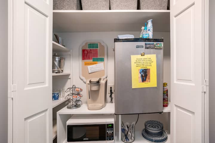 In-law Suite W/private Entrance & Off-st. Parking - Greensboro, NC