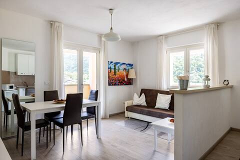 Home Rhododendron lovers mountain-sports-relax