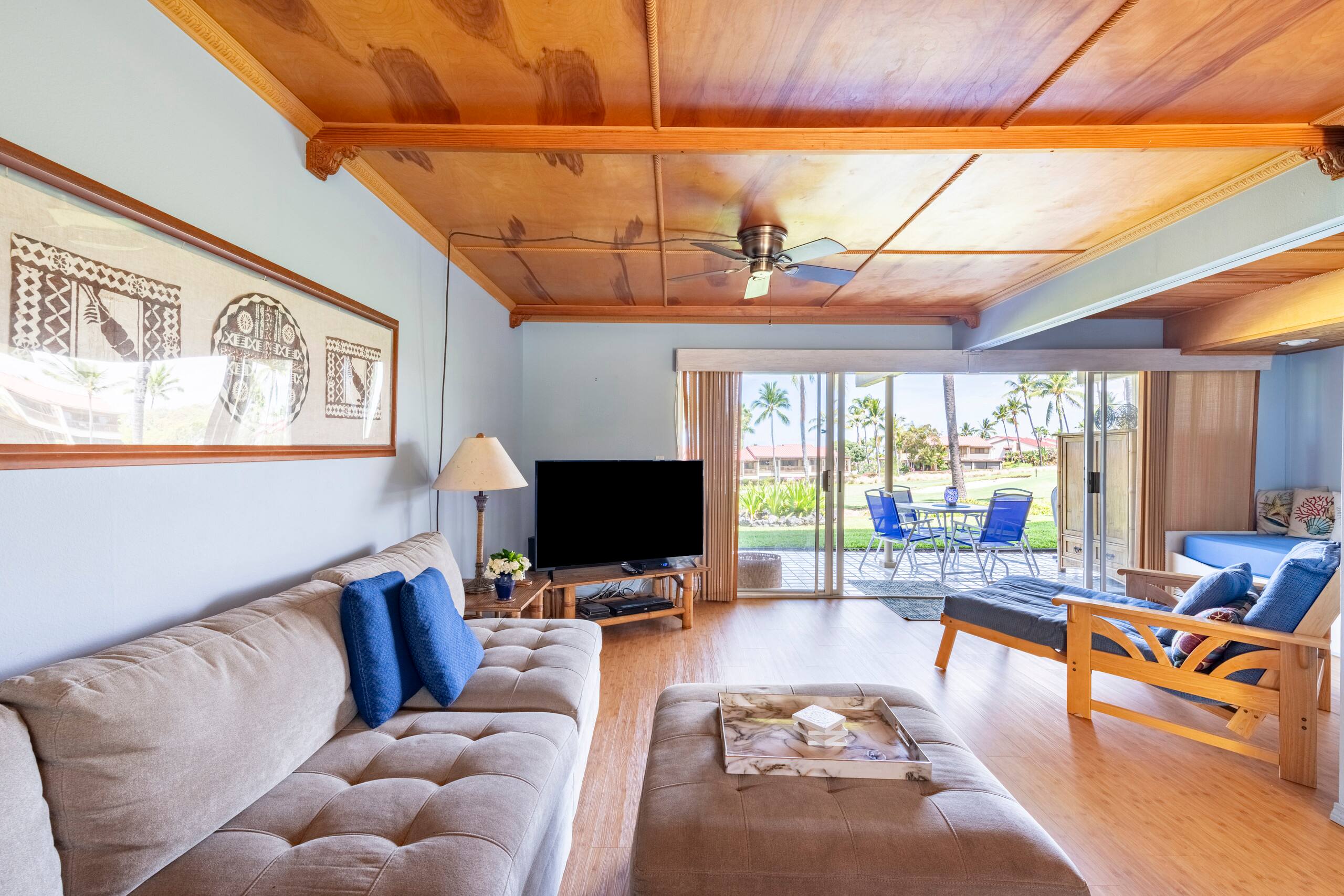 Condo in Kailua-Kona · ★4.86 · 1 bedroom · 2 beds · 2 baths - Image 5