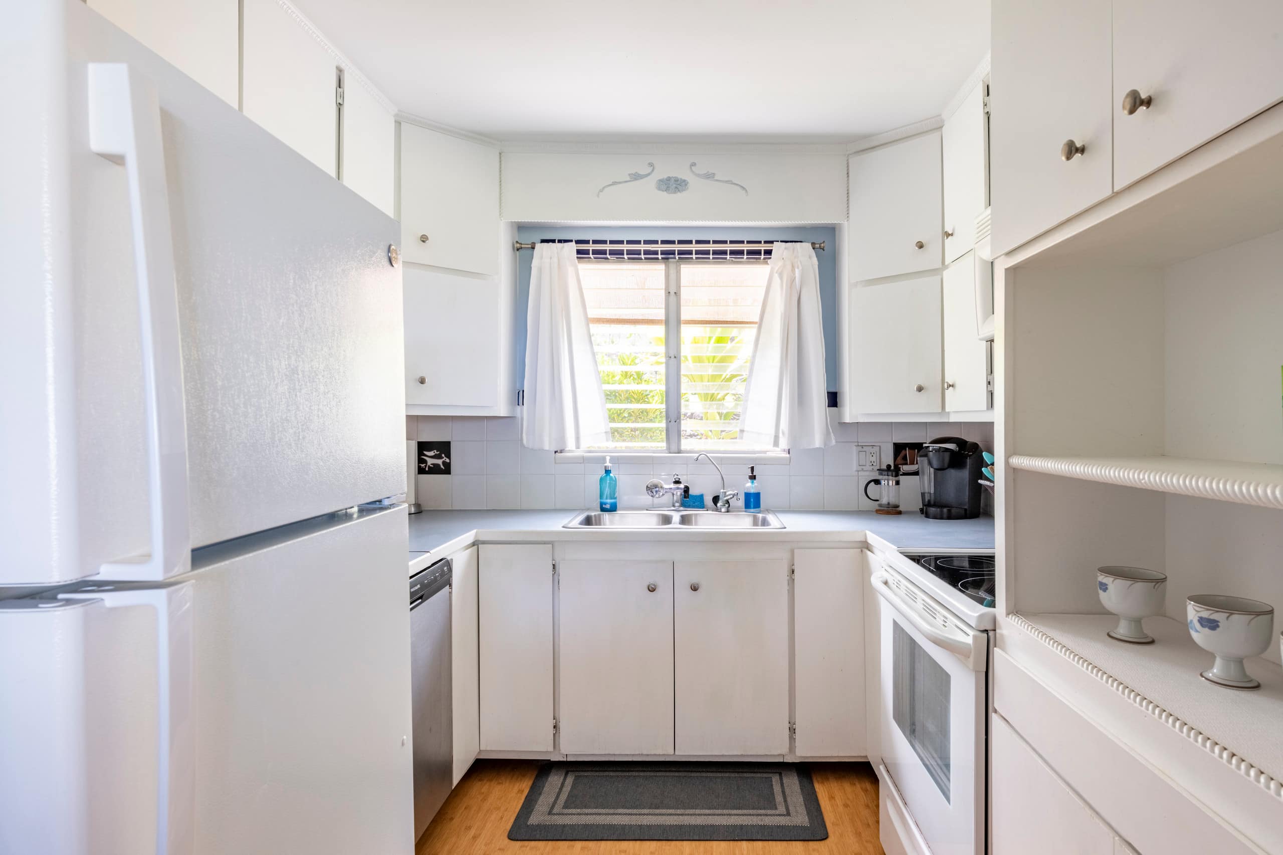 Condo in Kailua-Kona · ★4.86 · 1 bedroom · 2 beds · 2 baths - Image 10