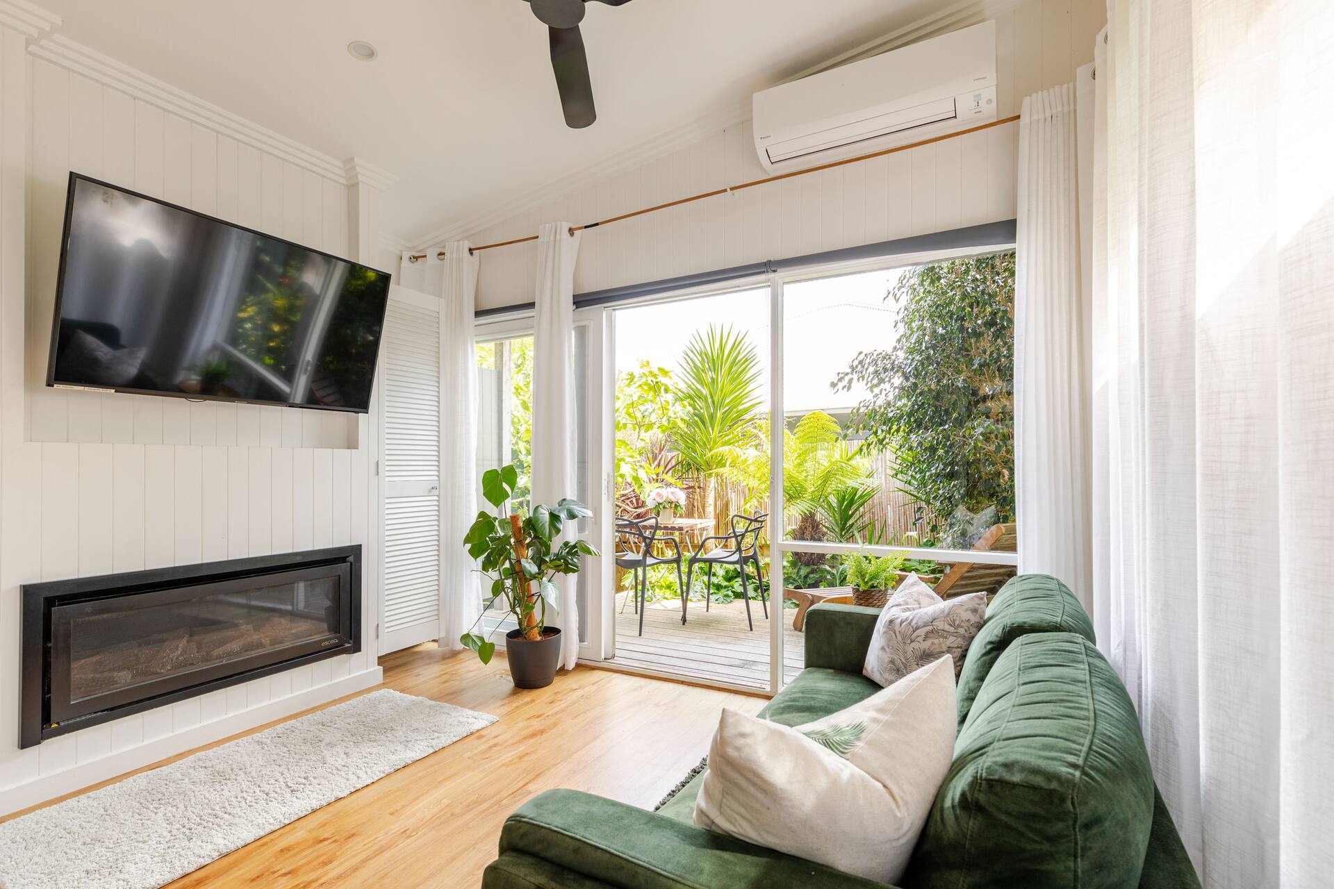 By the Seaside Garden Villa