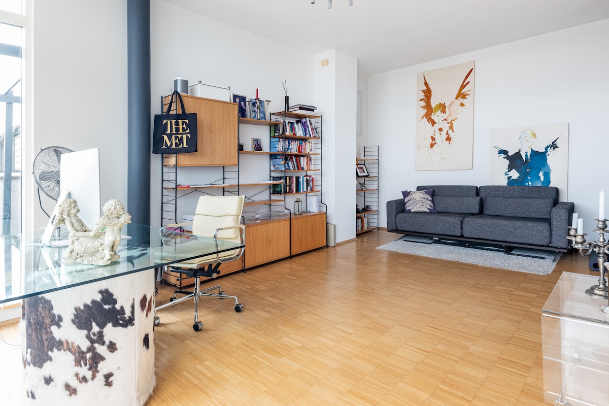 Popular Airbnb listing: Luxury-Penthouse - central- quiet - great view! in Friedrichshain