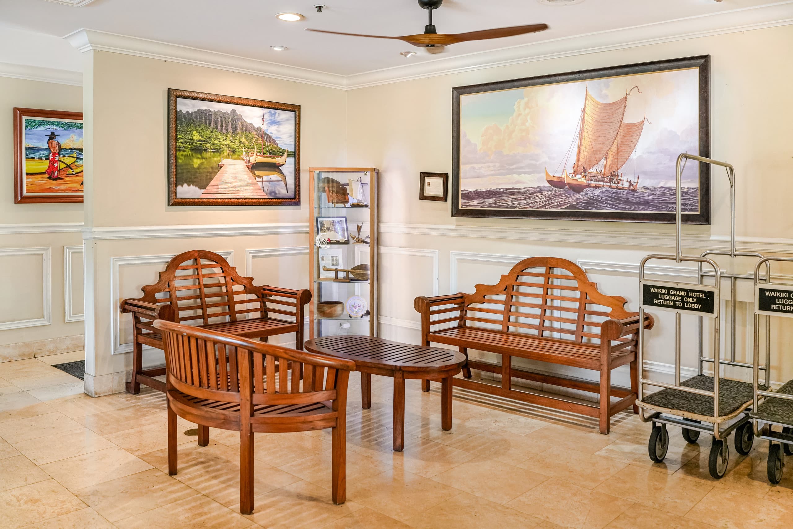 Condo in Honolulu · ★4.45 · Studio · 1 bed · 1 private bath - Image 32