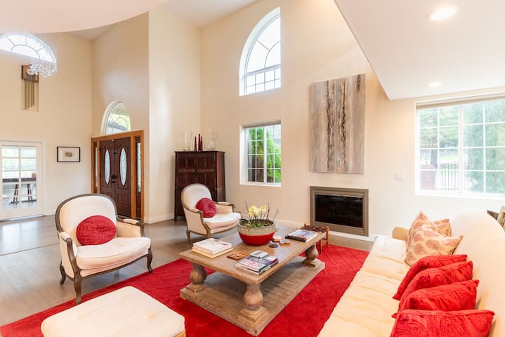 Superb Location Sunny Trails/Views Minutes from SF gallery image 4