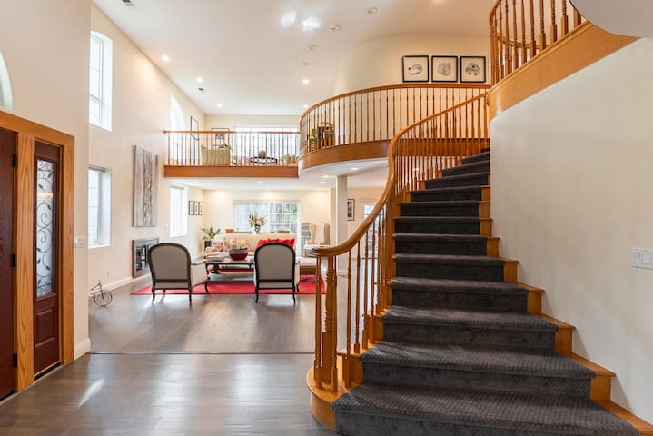 Superb Location Sunny Trails/Views Minutes from SF gallery image 5