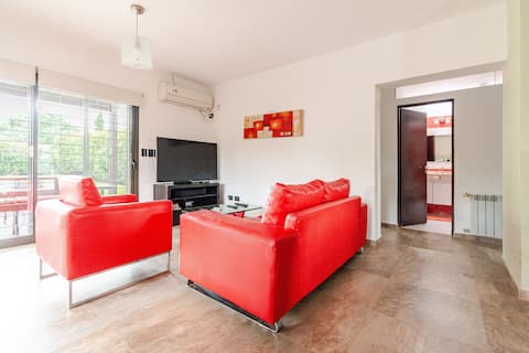 Popular Airbnb listing: House with private pool, park and grill in Departamento San Lorenzo