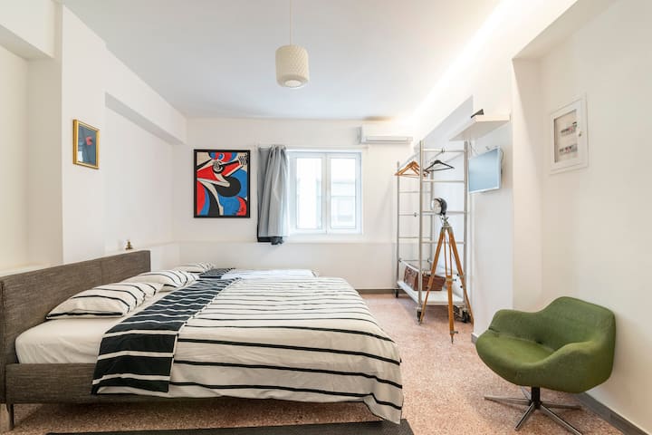 #23 Artistic Prvt Room W. Prvt Bath Near Acropolis - Athens