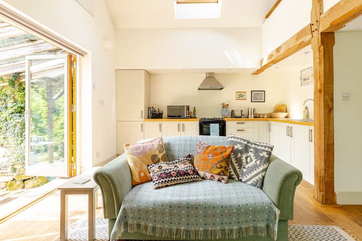 Charming Guest House In Stunning Wooded Valley - Tetbury