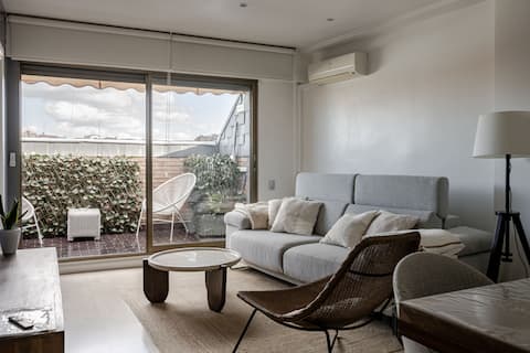 New★ Ideal Couples/ Private Parking & Wifi.