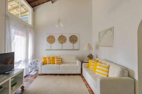 Popular Airbnb listing: Cozy apartment in Horizontal Condo on the Riviera in Bertioga