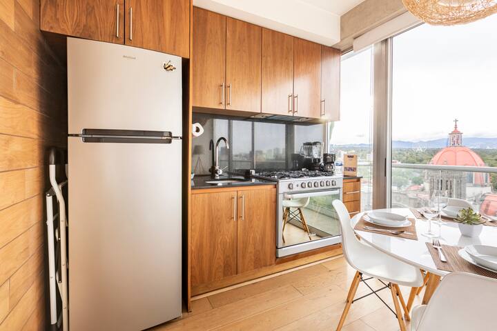 Modern Apt w/Amazing View & Hi Speed Internet gallery image 5