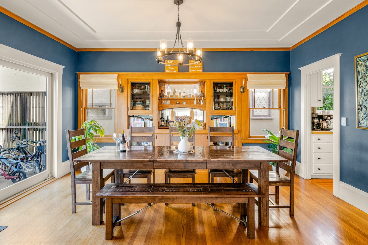 HUGE 3-STORY HOME WITH AMPLE OUTDOOR & WORK SPACE! - Houses for Rent in  Berkeley, California, United States - Airbnb