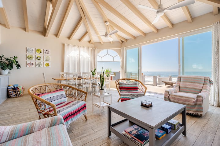 Beachfront Home In Gated Community | 3br + Den - Rosarito