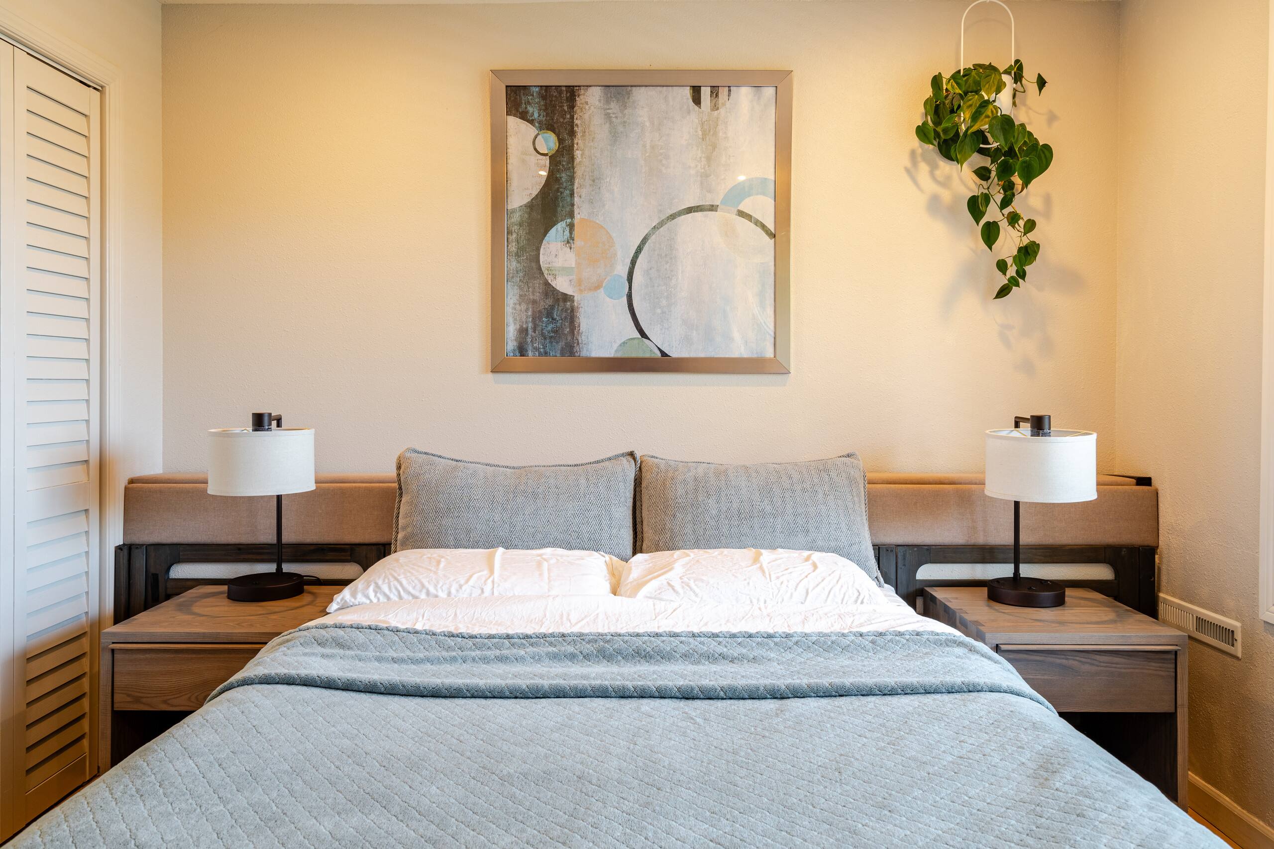 Home in San Francisco · ★4.89 · 2 bedrooms · 3 beds · 1 bath - Image 10