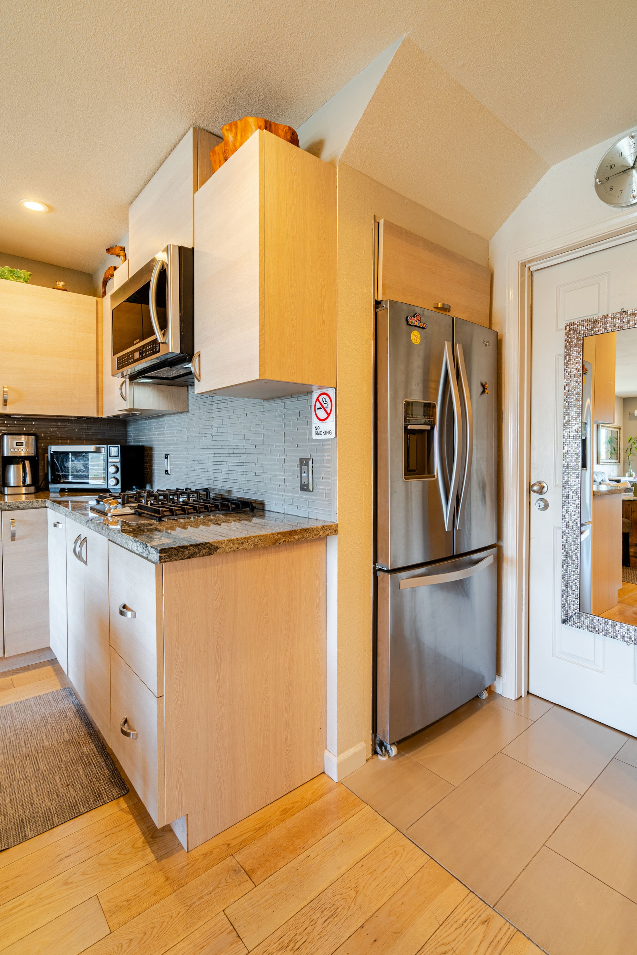 Home in San Francisco · ★4.89 · 2 bedrooms · 3 beds · 1 bath - Image 17