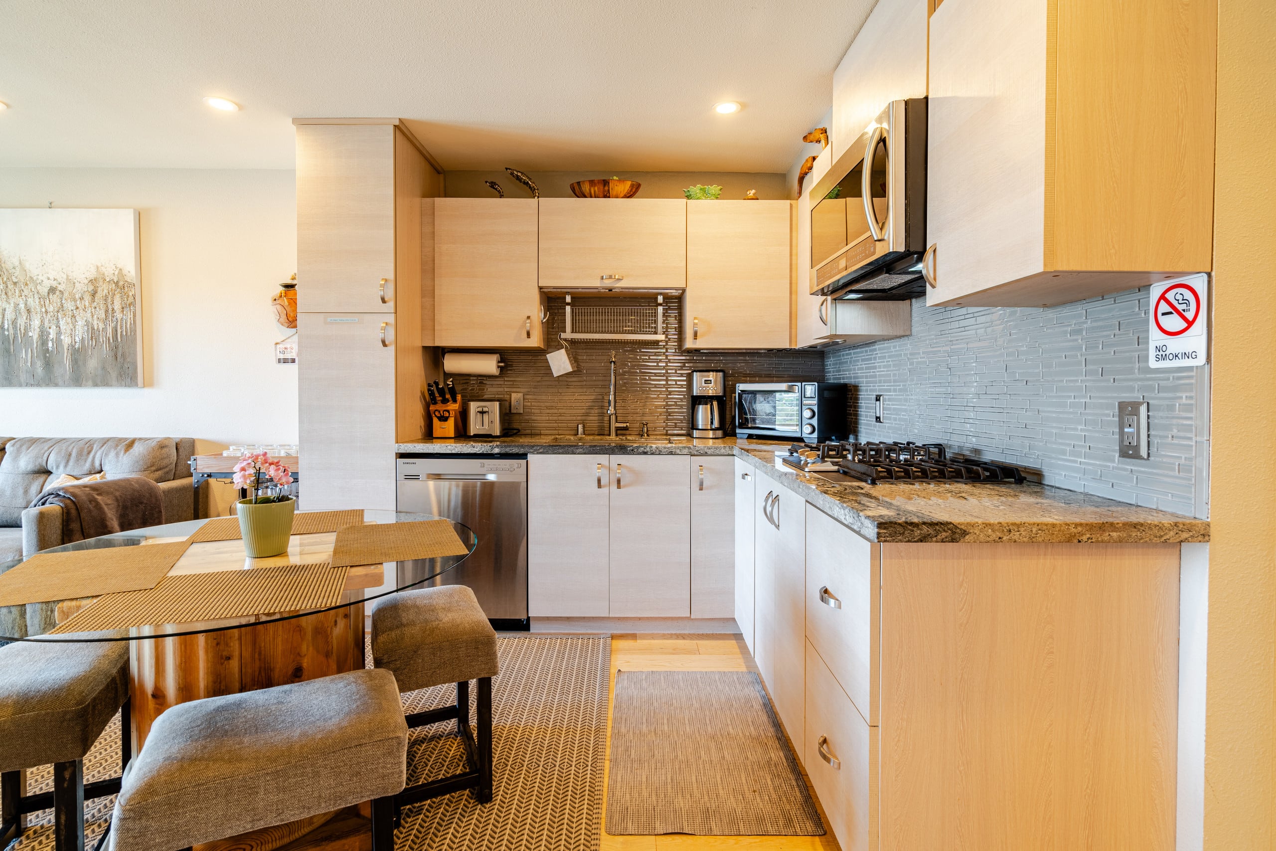 Home in San Francisco · ★4.89 · 2 bedrooms · 3 beds · 1 bath - Image 30