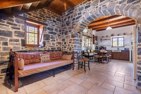 Successful Airbnb property: Traditional stone house by the sea... in Δήμος Γόρτυνας