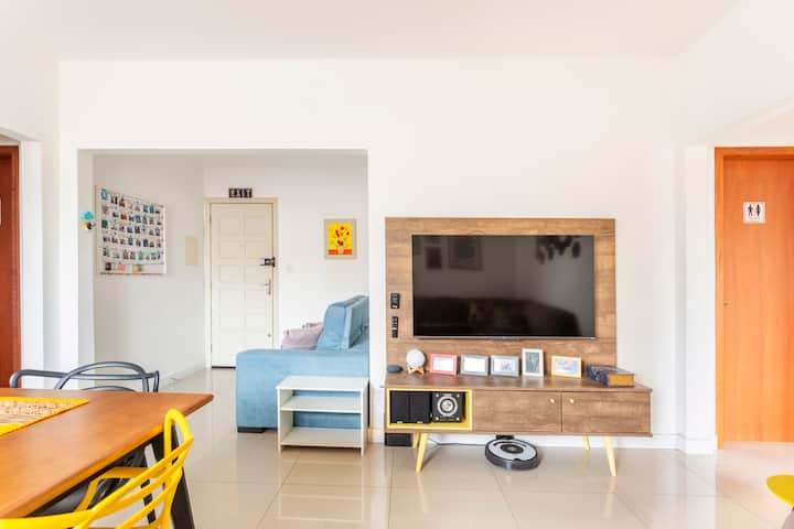 Large Apartment, Complete And Close To Everything - Porto Alegre