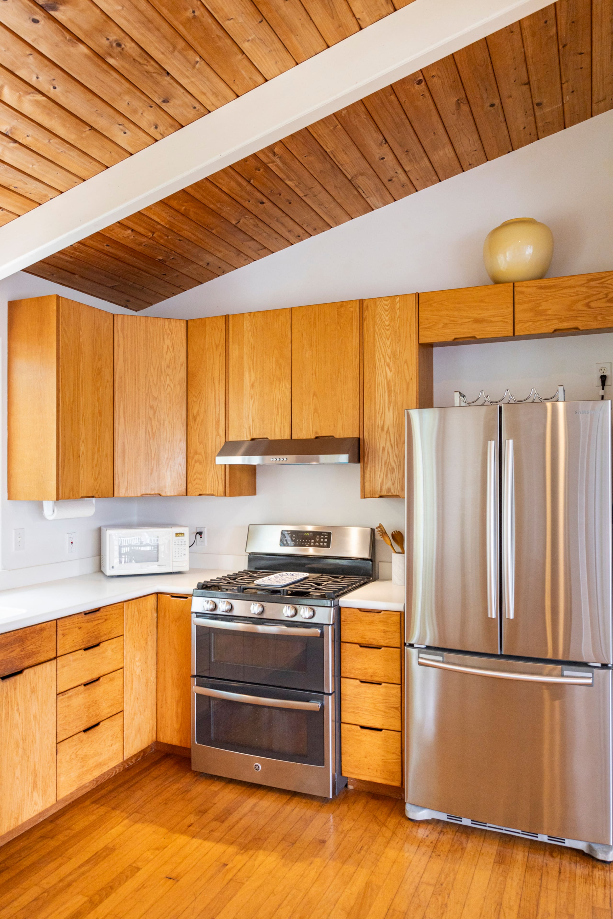 Home in Pahoa · ★4.97 · Studio · 2 beds · 1 bath - Image 10