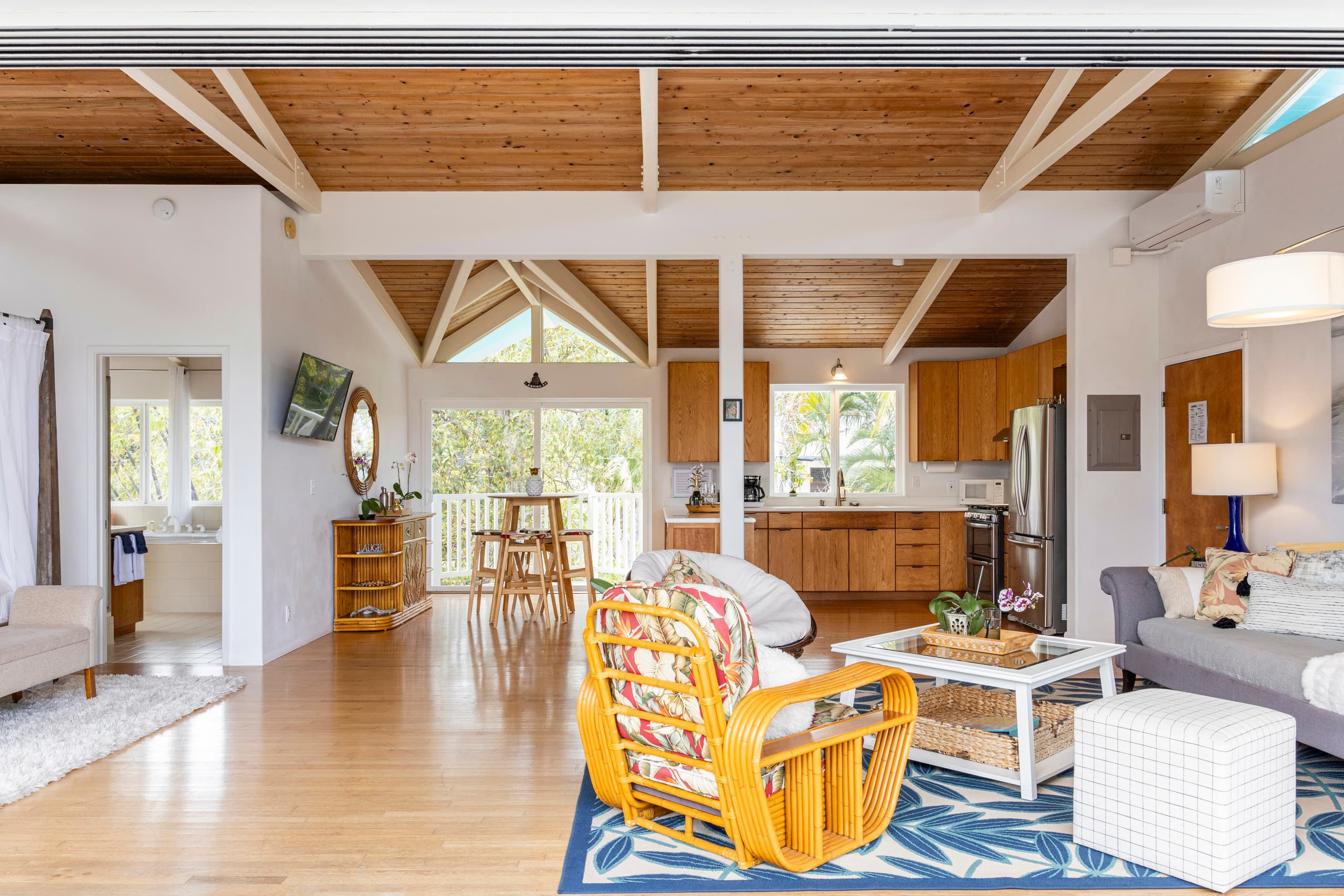 Home in Pahoa · ★4.97 · Studio · 2 beds · 1 bath - Image 6