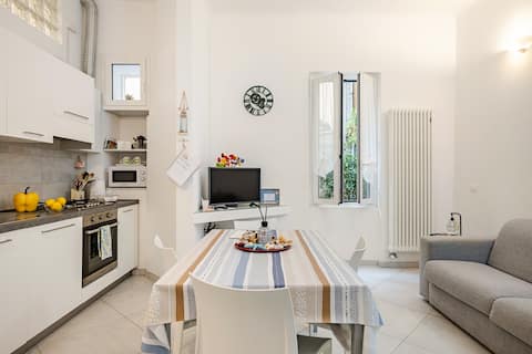 Proprietà Airbnb di successo: From Bianca 50 meters from the sea CITRA 009029-LT-0457 a Finale Ligure