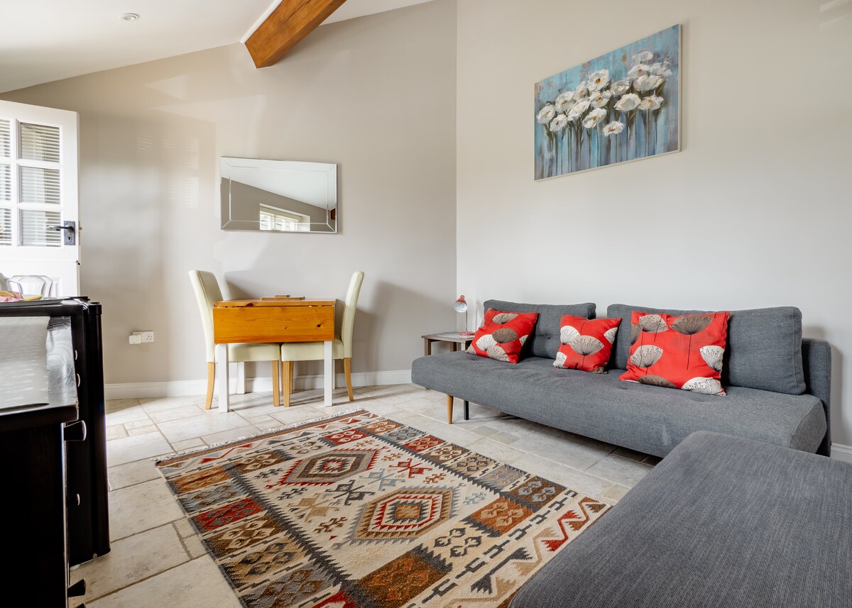 Successful Airbnb property: Detached Annexe nr. Silverstone includes breakfast in Buckinghamshire