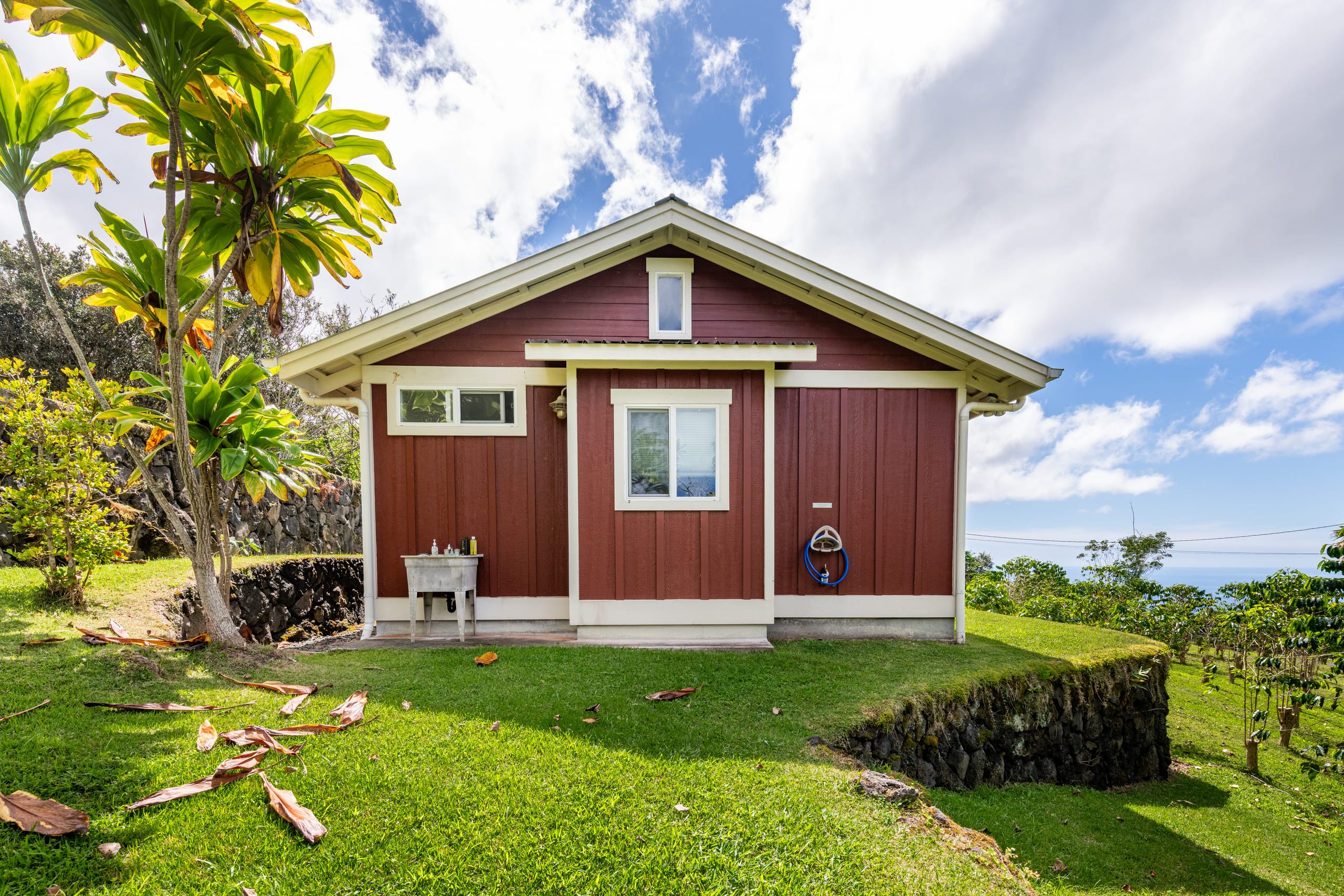 Radiant Ocean View Cottage on a Coffee Farm. Very Private. - Image 38