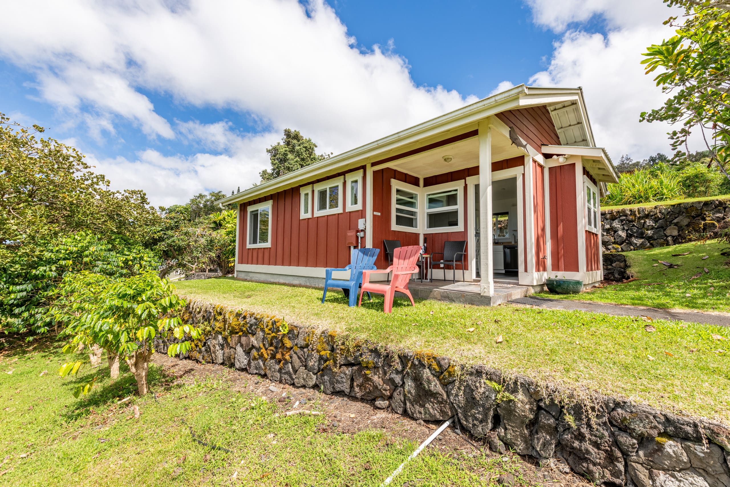 Radiant Ocean View Cottage on a Coffee Farm. Very Private. - Image 28