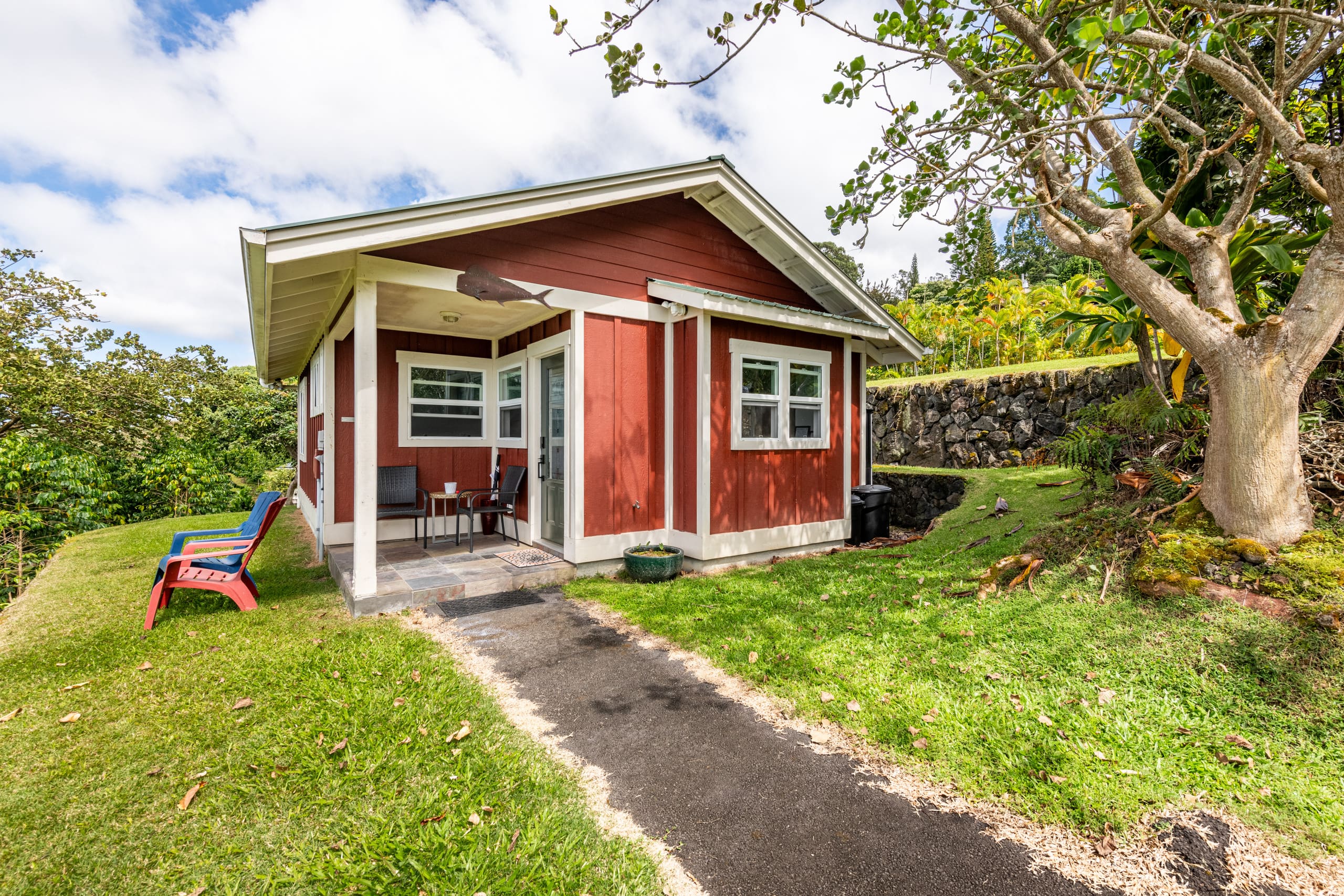 Radiant Ocean View Cottage on a Coffee Farm. Very Private. - Image 42