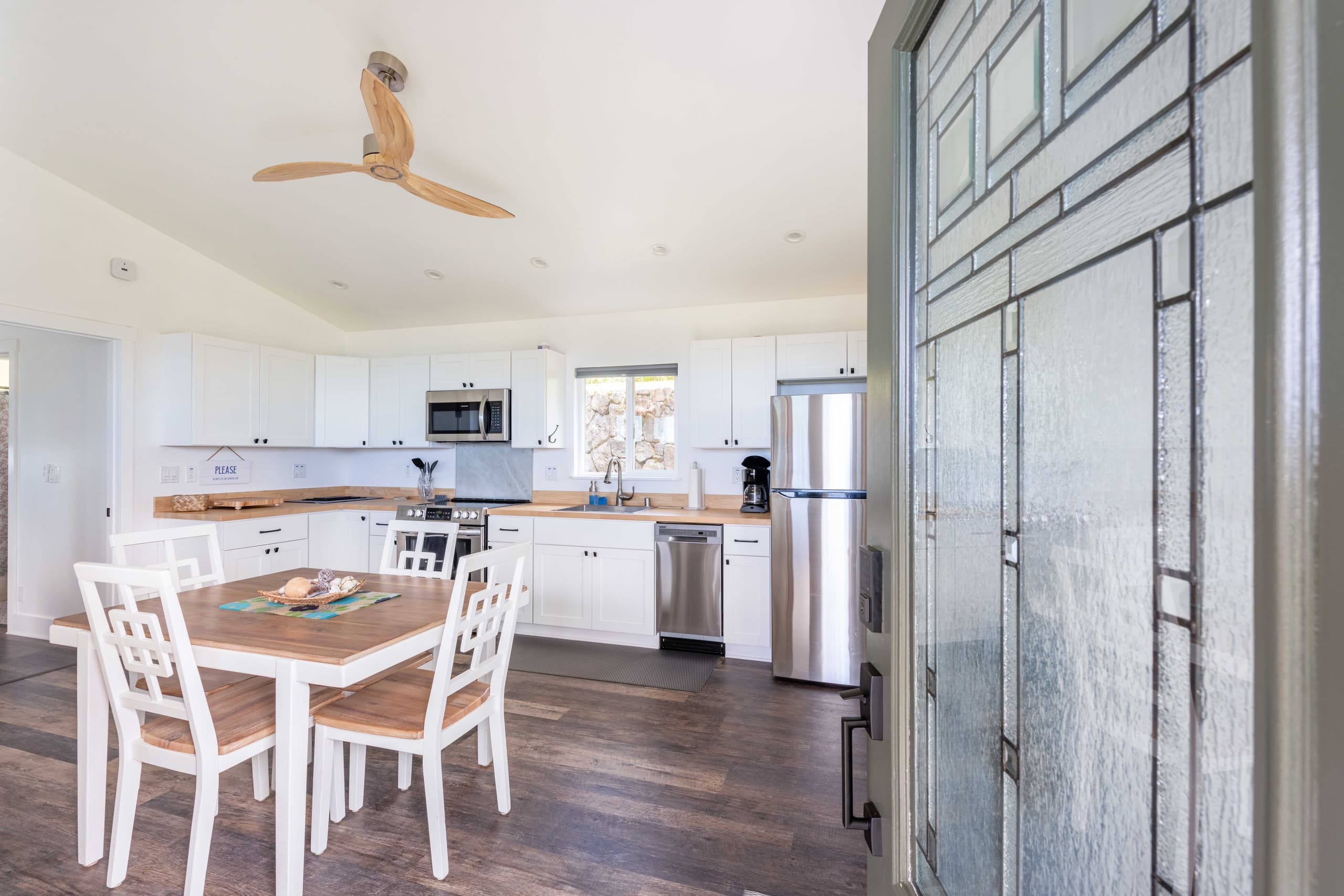 Radiant Ocean View Cottage on a Coffee Farm. Very Private. - Image 16