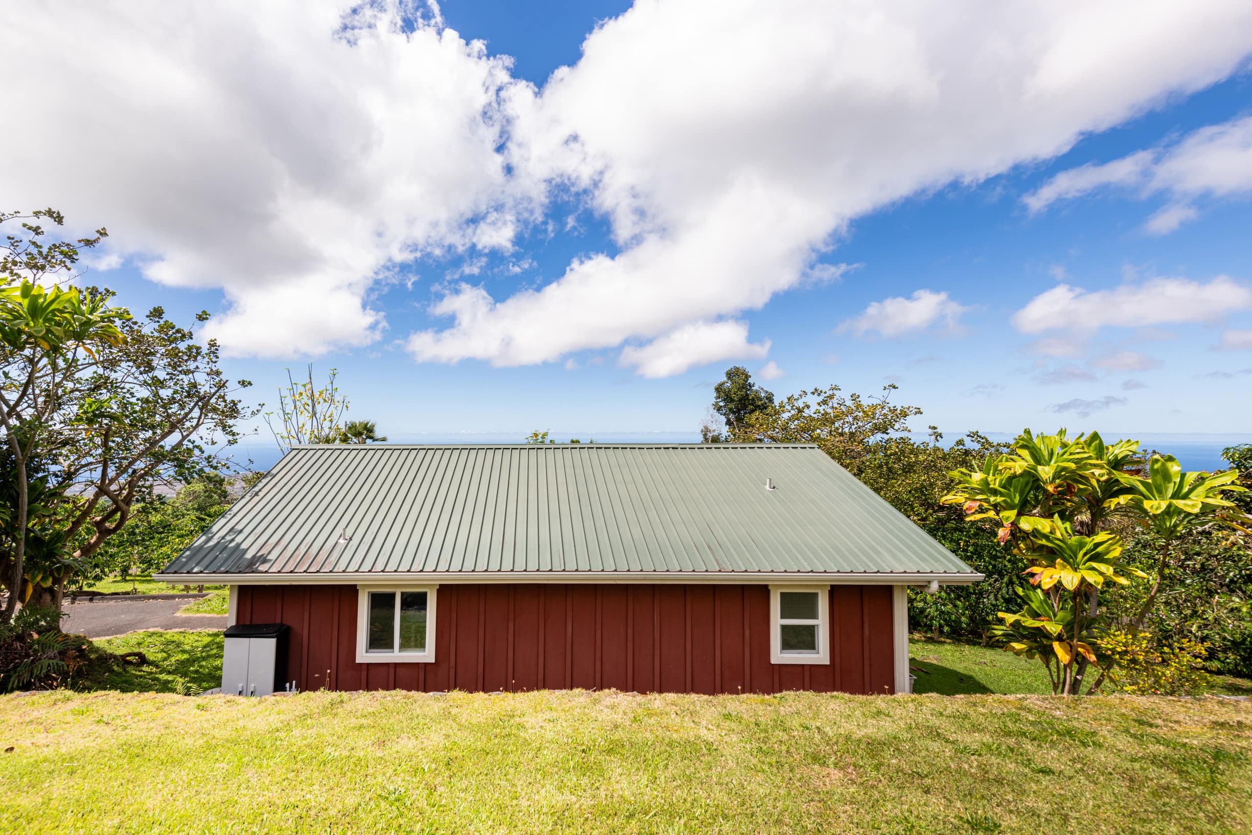 Radiant Ocean View Cottage on a Coffee Farm. Very Private. - Image 44