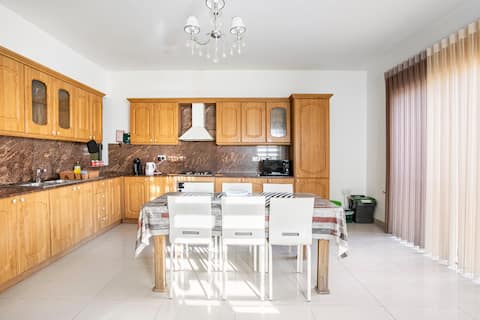 A New Warm Apartment Near Sandy Beach