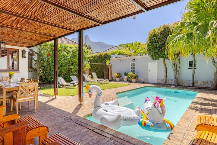 Family-oriented Luxury Home: Cleaning Ac Pool - Cape Town