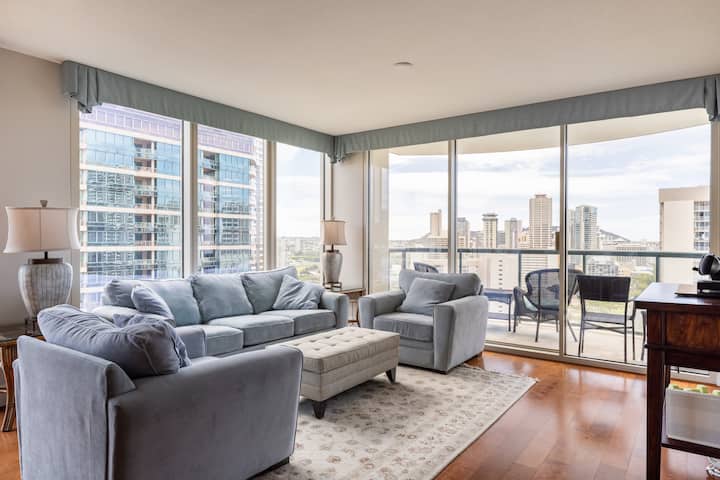 Luxury 2 Bed 2 Bath 2 Parking Waikiki Allure! - Honolulu